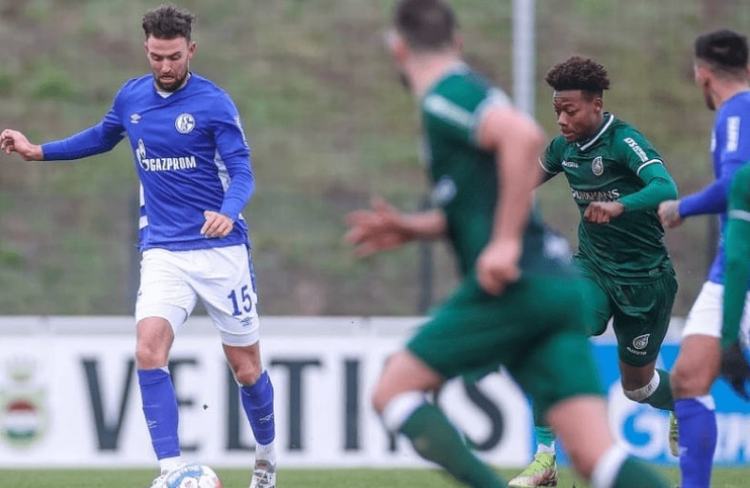 用自己的故 用自己的故