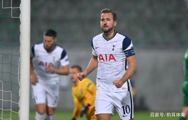 在赛季间获 在赛季间获