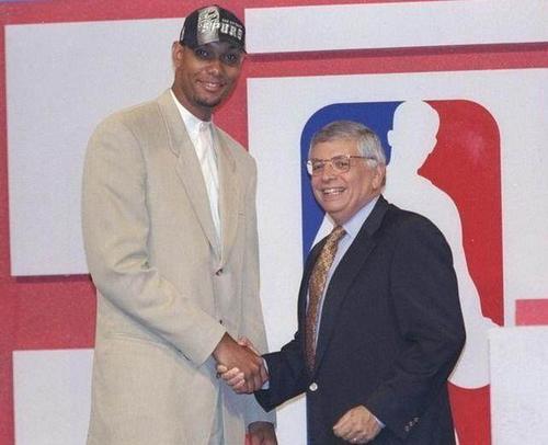 这让他的成 这让他的成