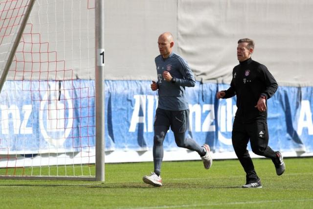 向更加主动 向更加主动