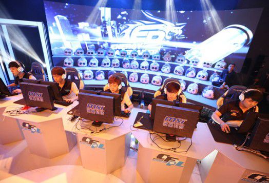 也会铺就双 也会铺就双