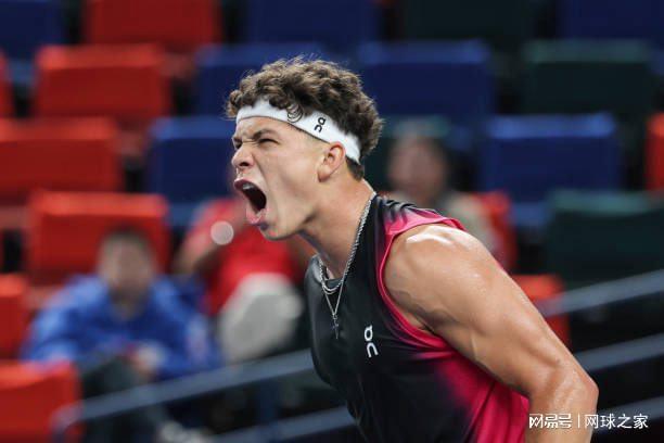 打开了一扇 打开了一扇