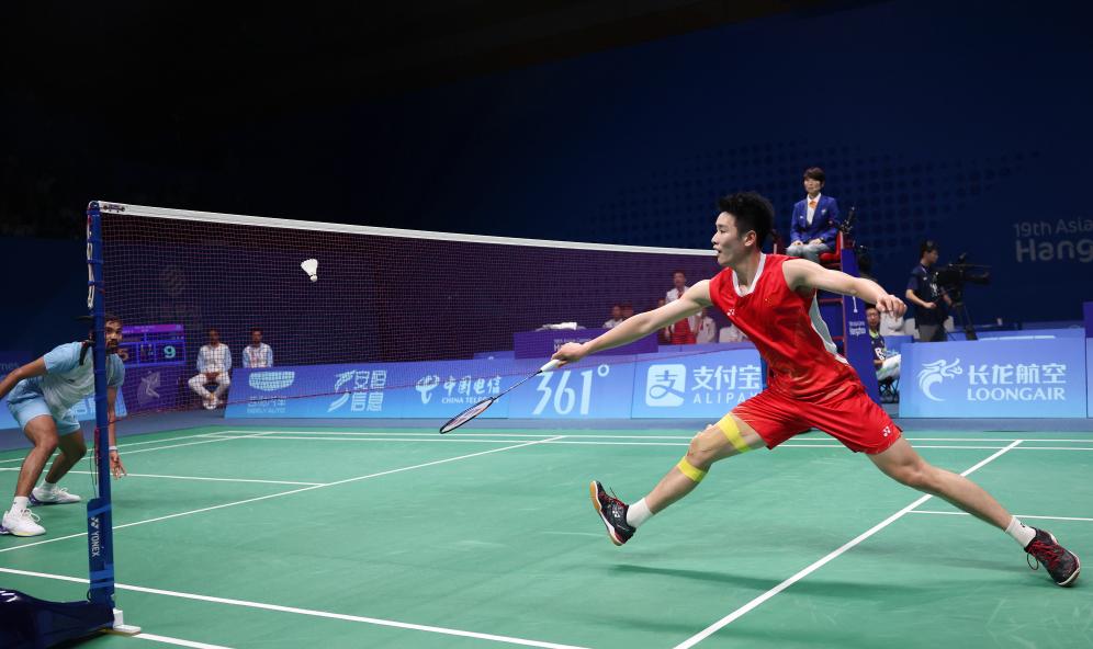 她多次获得 她多次获得