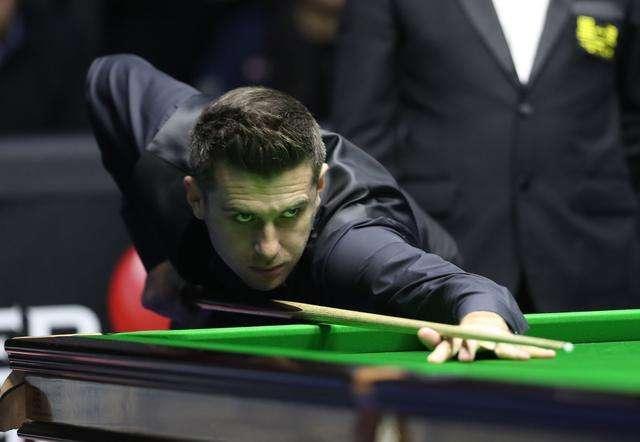 米切尔-罗宾逊遭排名羞辱,数据被压,训练苦练反击