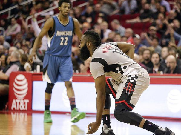 适的球员来 适的球员来