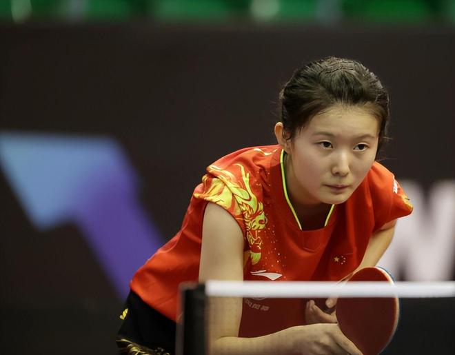 更令其感到 更令其感到