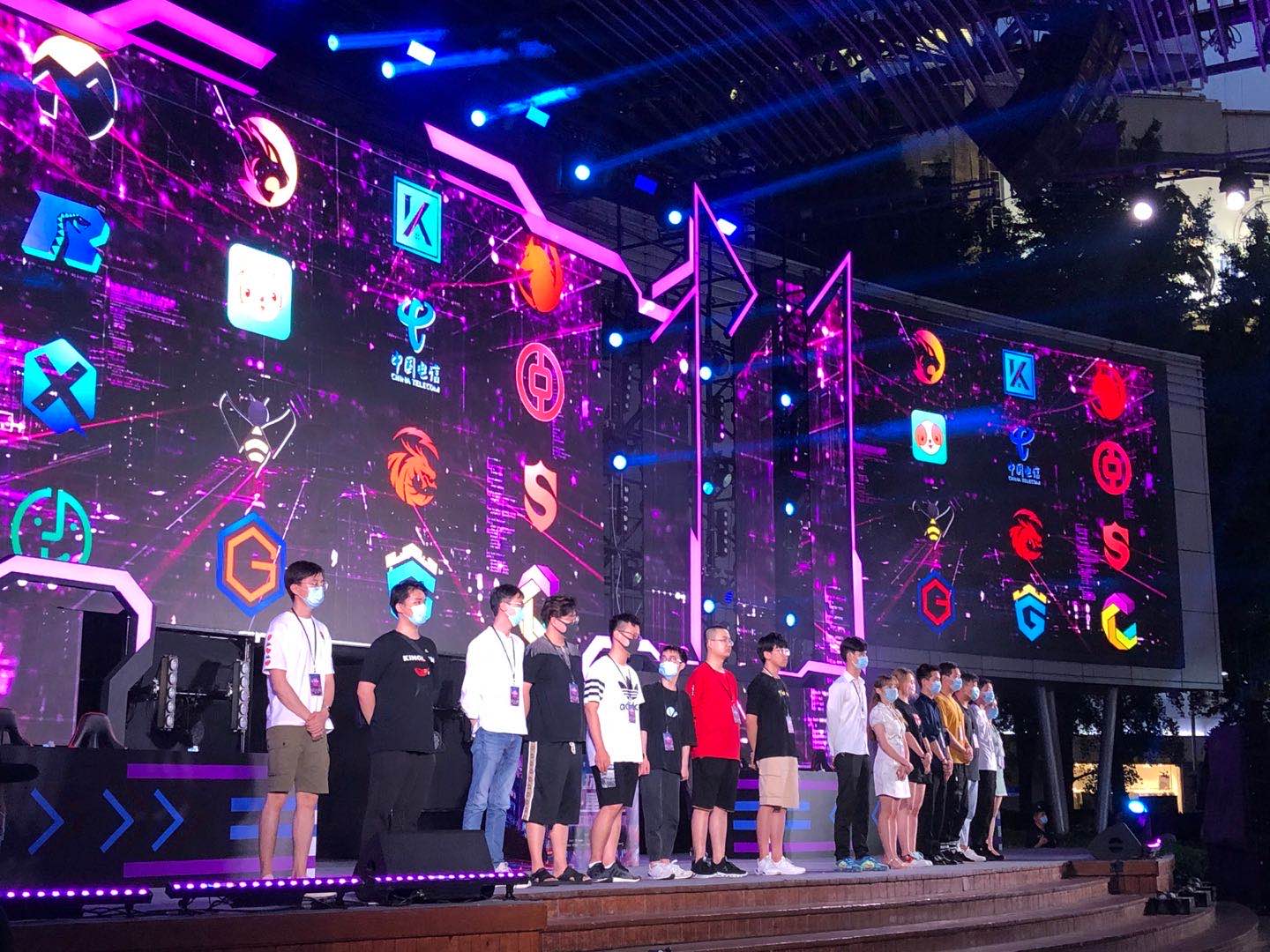 受采访时也 受采访时也