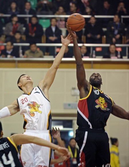 上限内保持 上限内保持